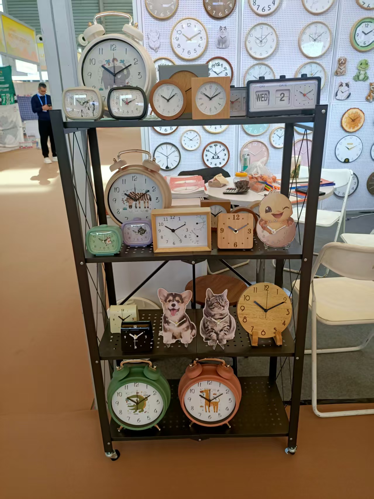 Popular Table Clock in The Fair